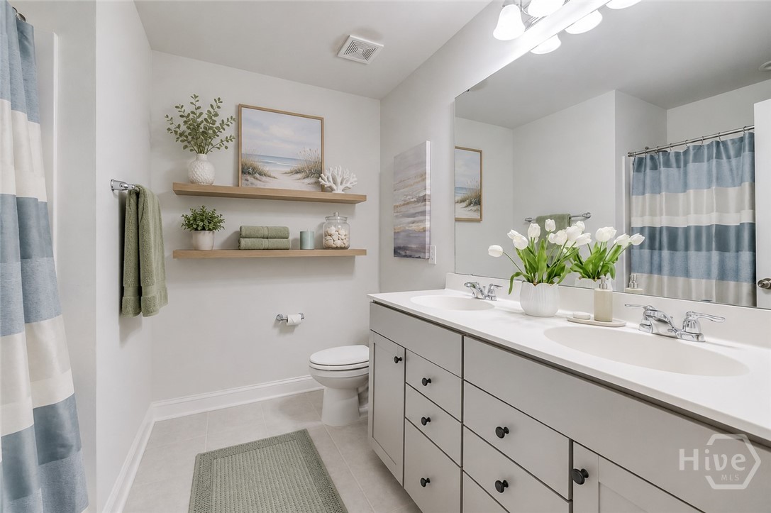 104 Kingbird Court