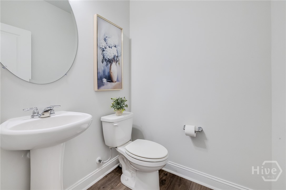 104 Kingbird Court