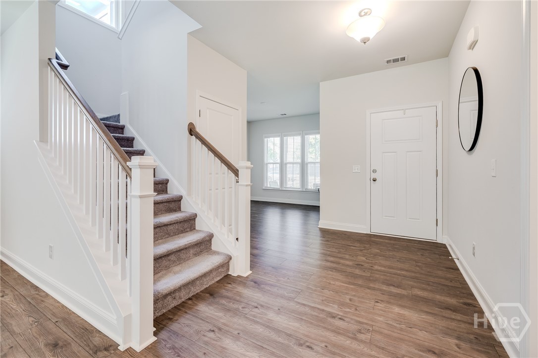 104 Kingbird Court