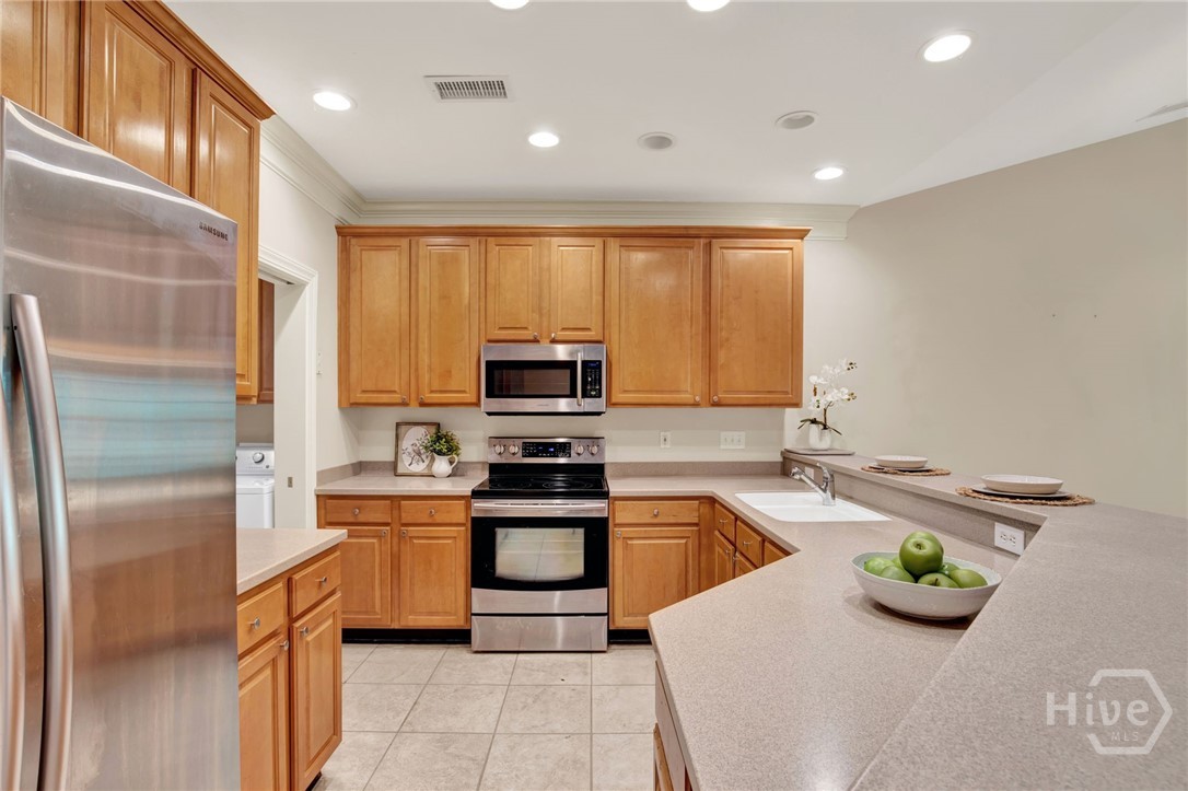 411 Southbridge Boulevard 406