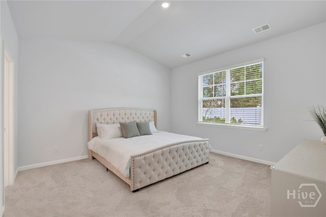 220 Holloway Hill