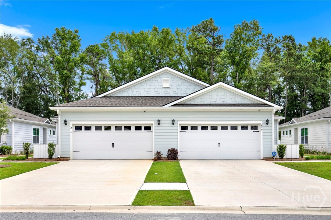 220 Holloway Hill