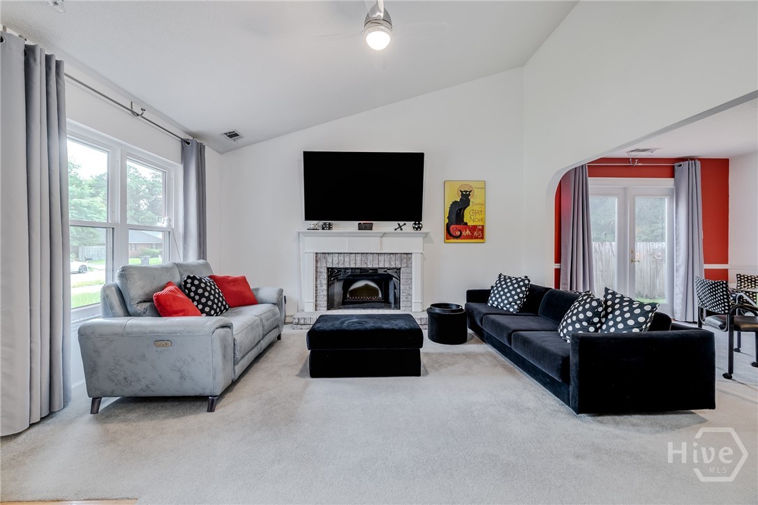 19 Rustic Lane