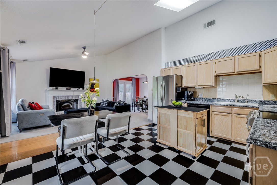 19 Rustic Lane