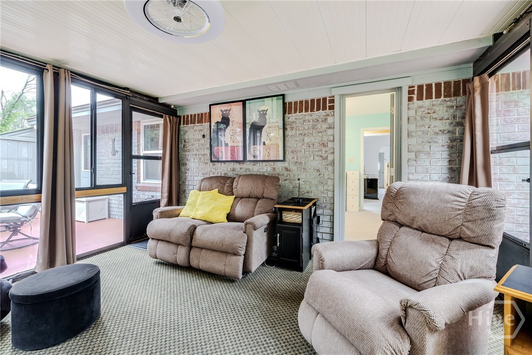 19 Rustic Lane