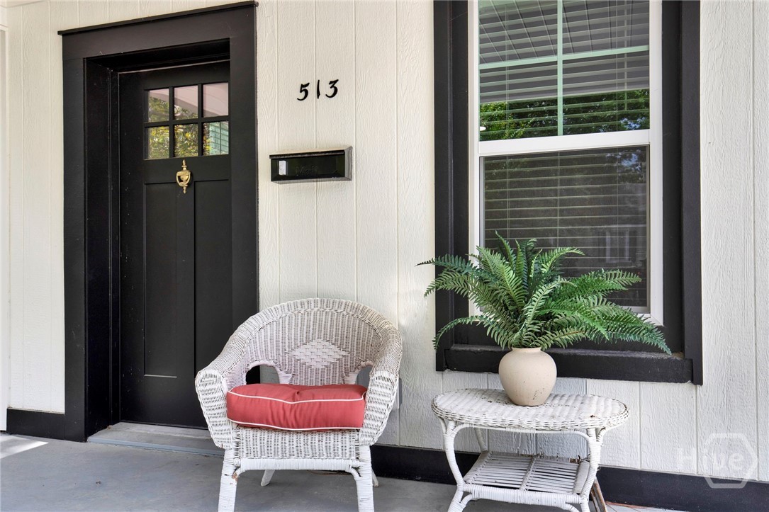 513 E 64th Street