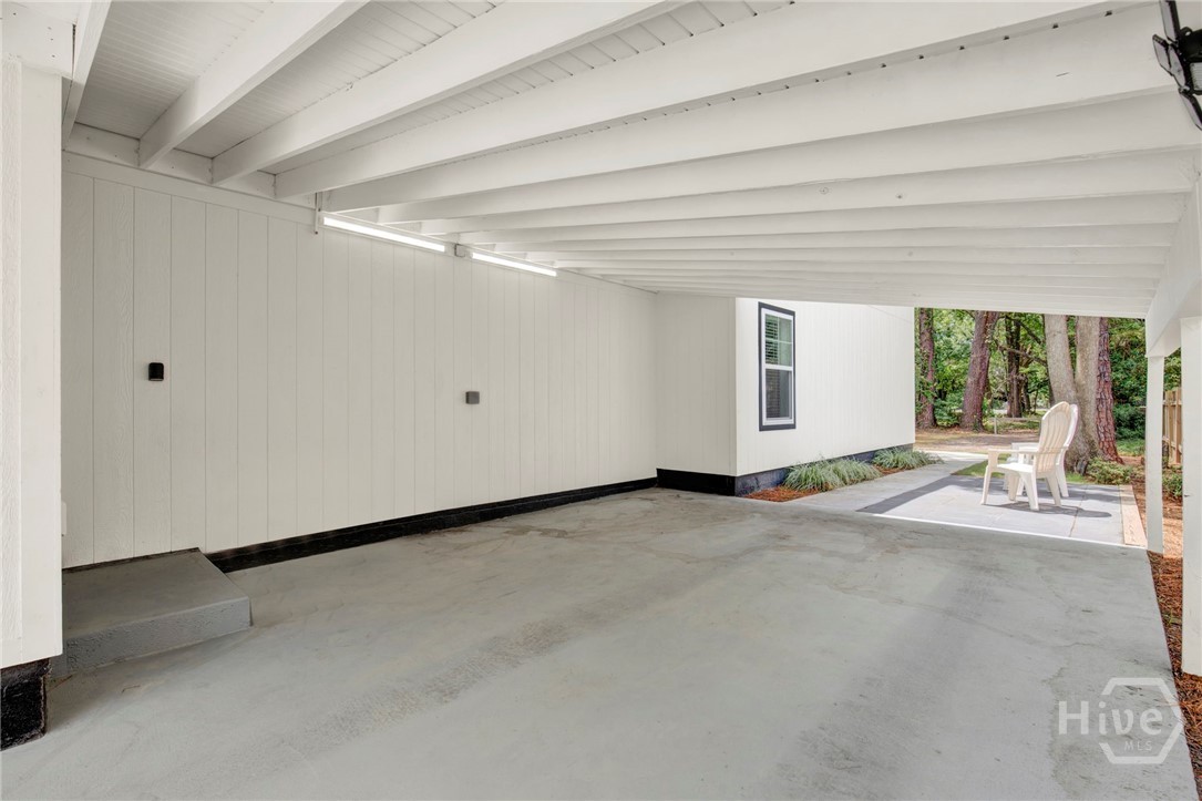 513 E 64th Street
