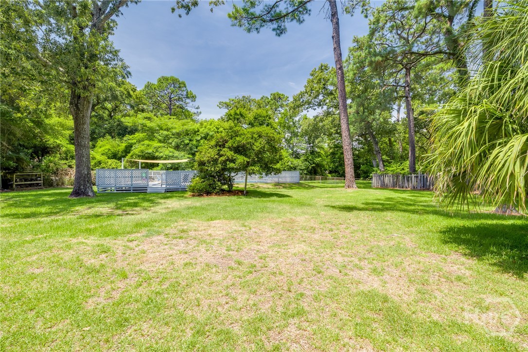 7325 Tropical Way