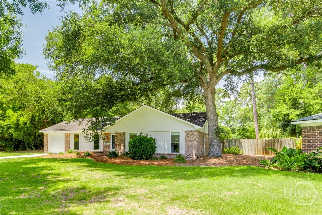 7325 Tropical Way