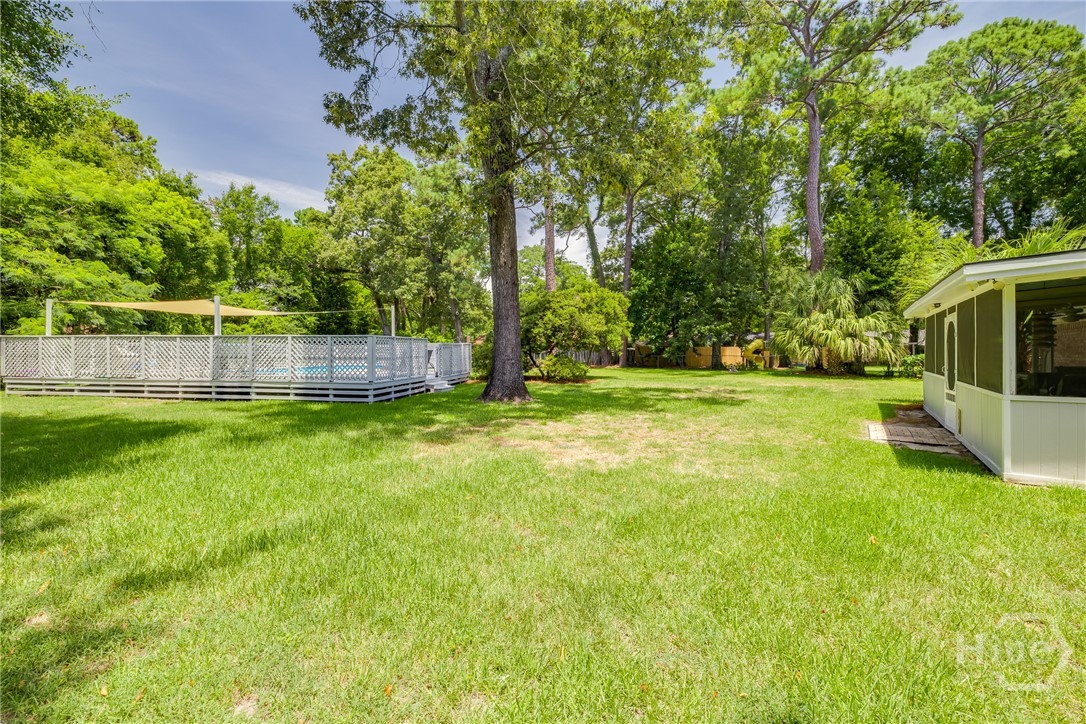 7325 Tropical Way