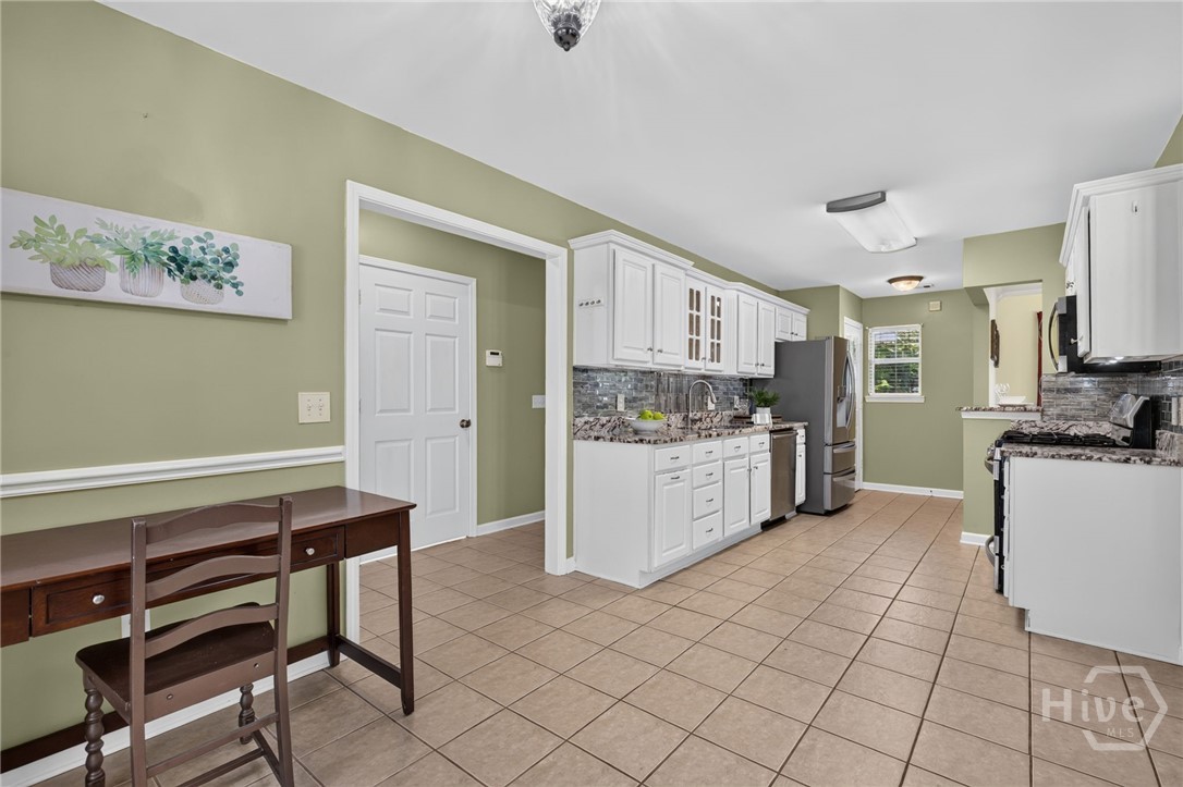 106 Crystal Drive