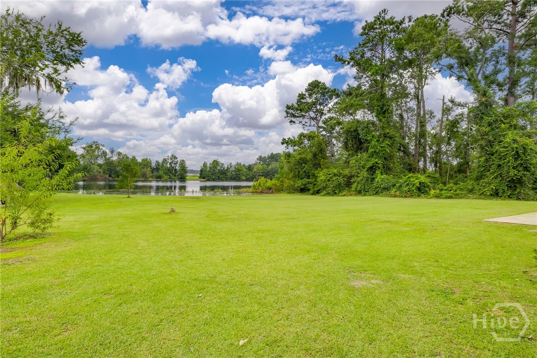 330 Lakeshore Drive