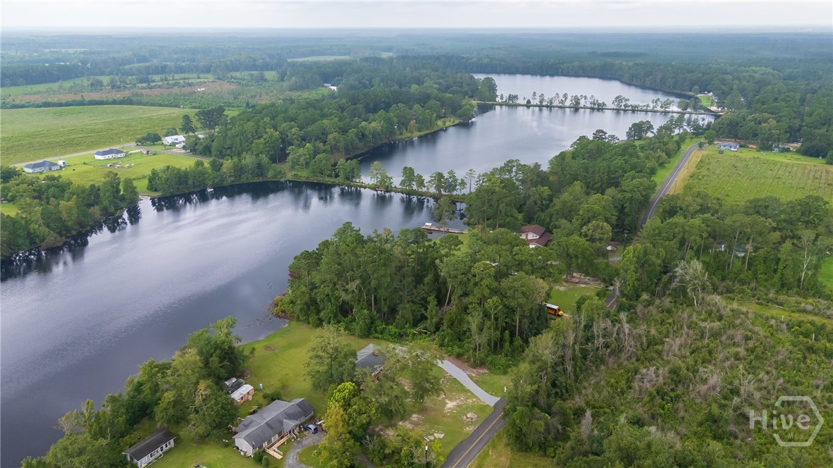 330 Lakeshore Drive