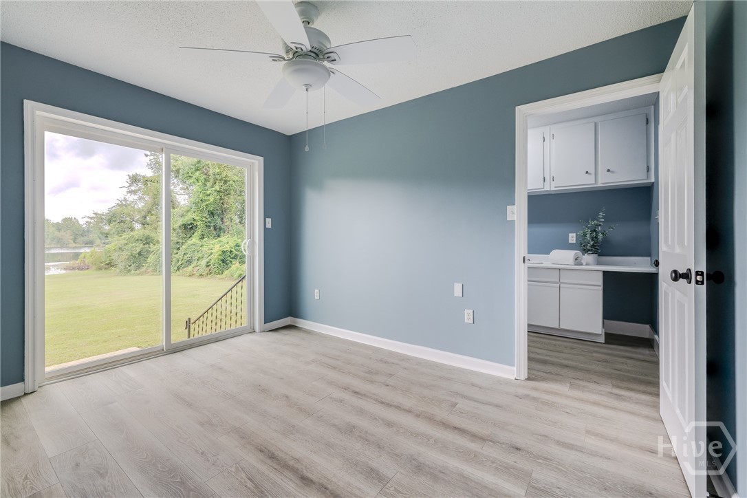 330 Lakeshore Drive