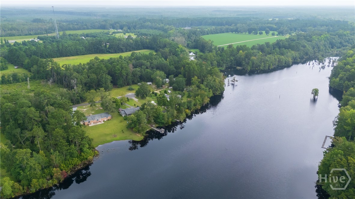 330 Lakeshore Drive