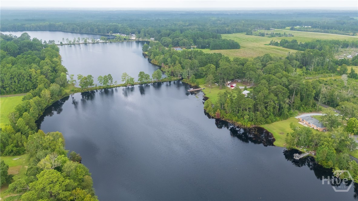 330 Lakeshore Drive