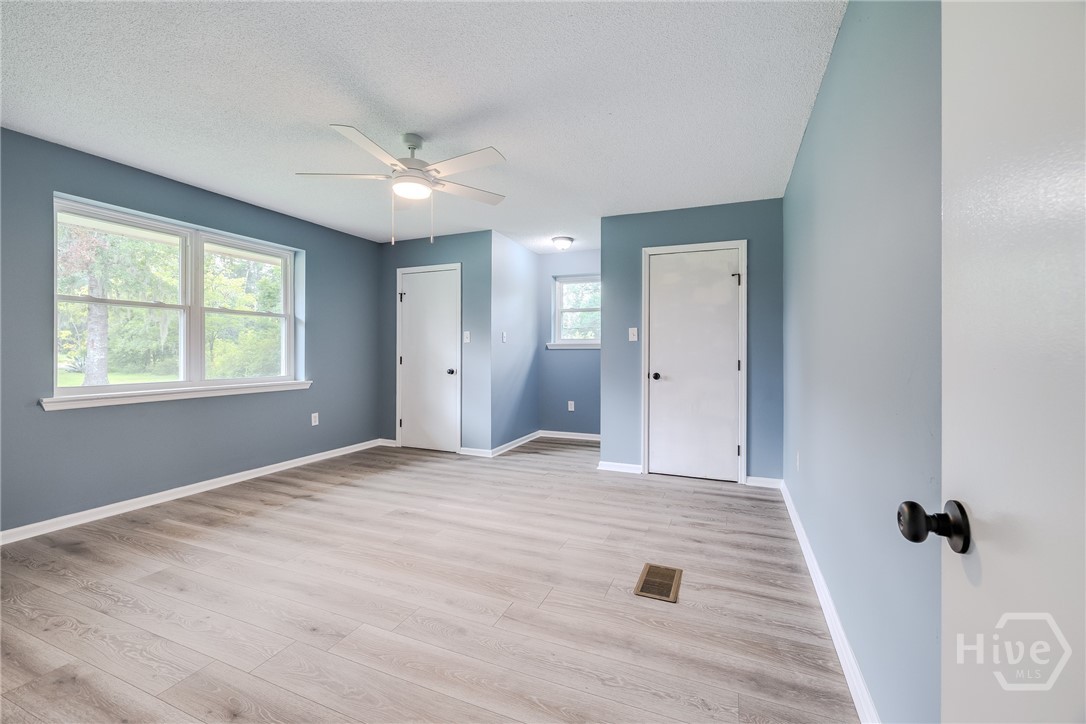 330 Lakeshore Drive