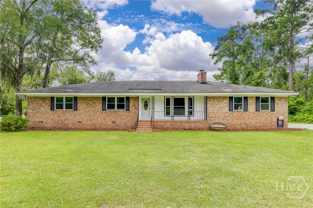 330 Lakeshore Drive