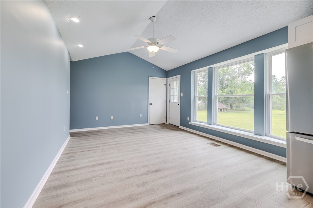330 Lakeshore Drive