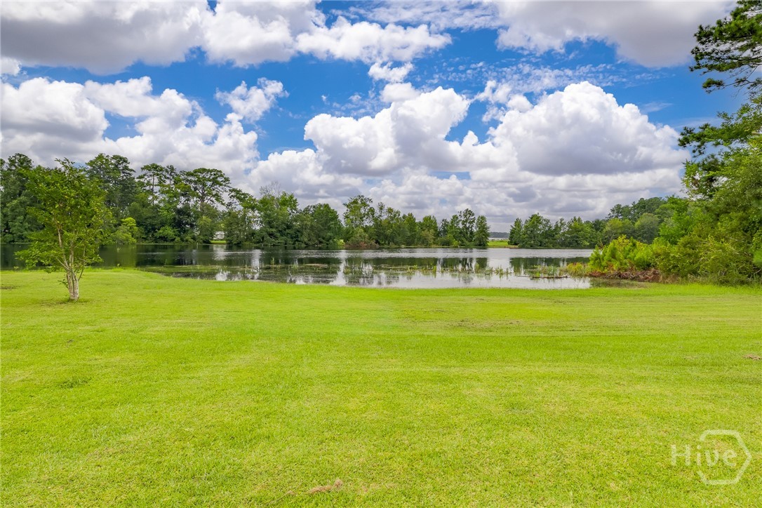 330 Lakeshore Drive