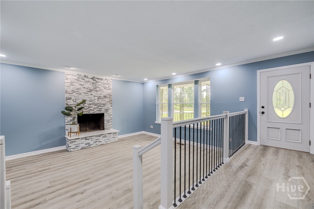 330 Lakeshore Drive