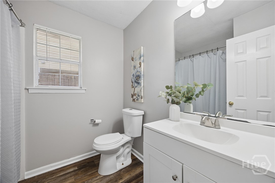 110 Bobstay Court