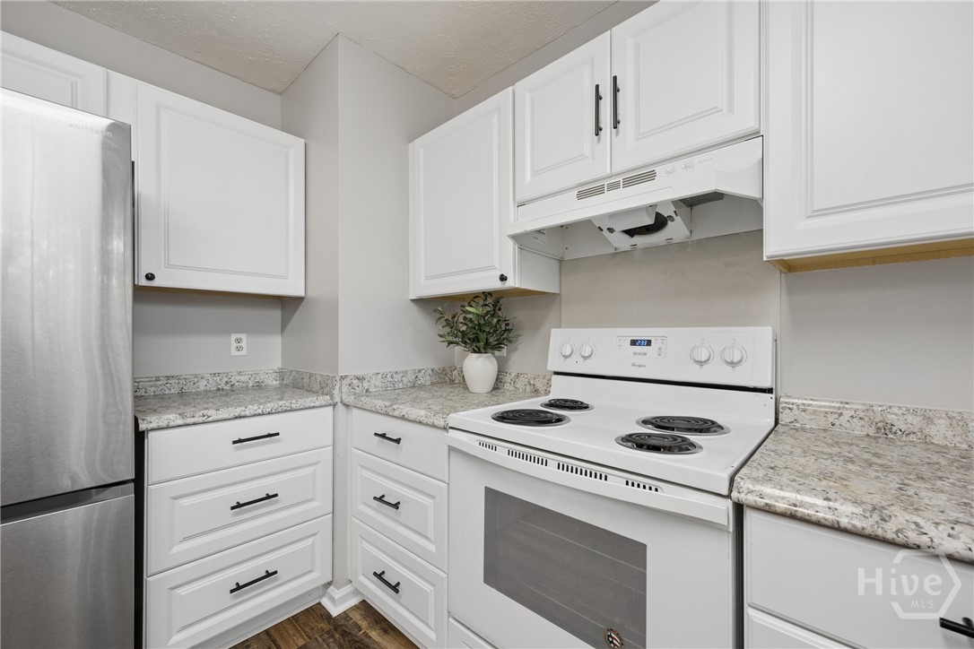 110 Bobstay Court