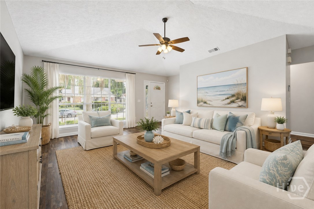 110 Bobstay Court