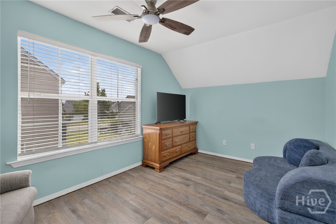 33 Westbourne Way