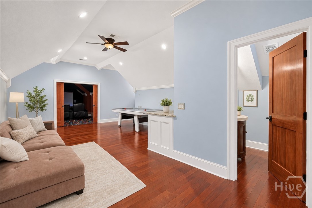 336 Spanton Crescent