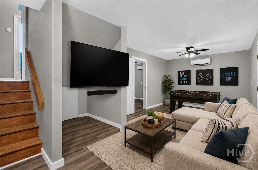 111 Teakwood Drive