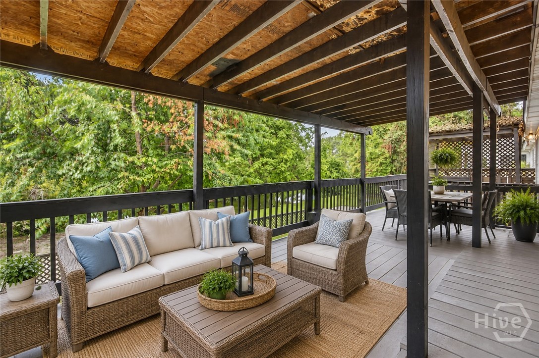 111 Teakwood Drive