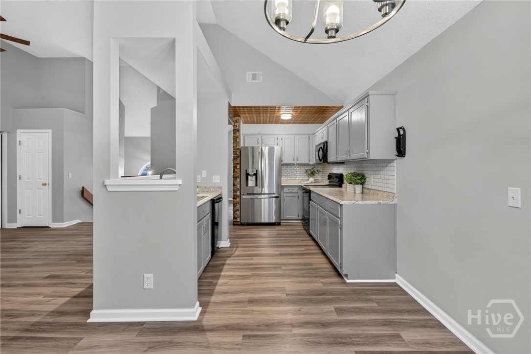 111 Teakwood Drive