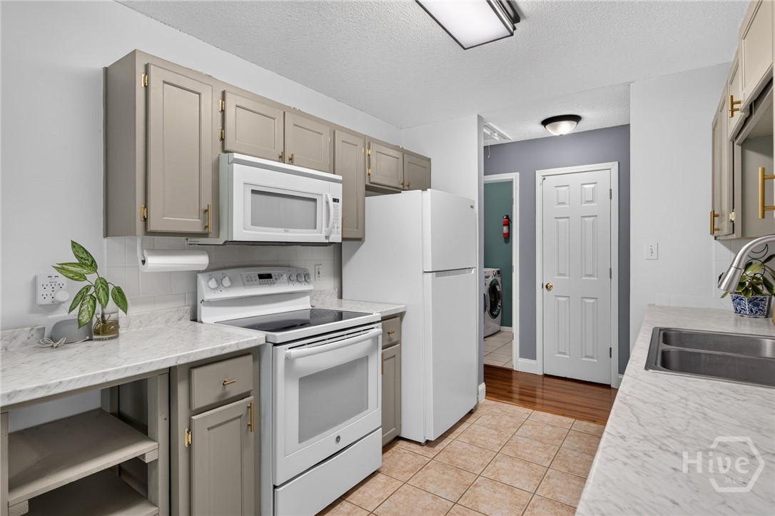 211 Longleaf Circle