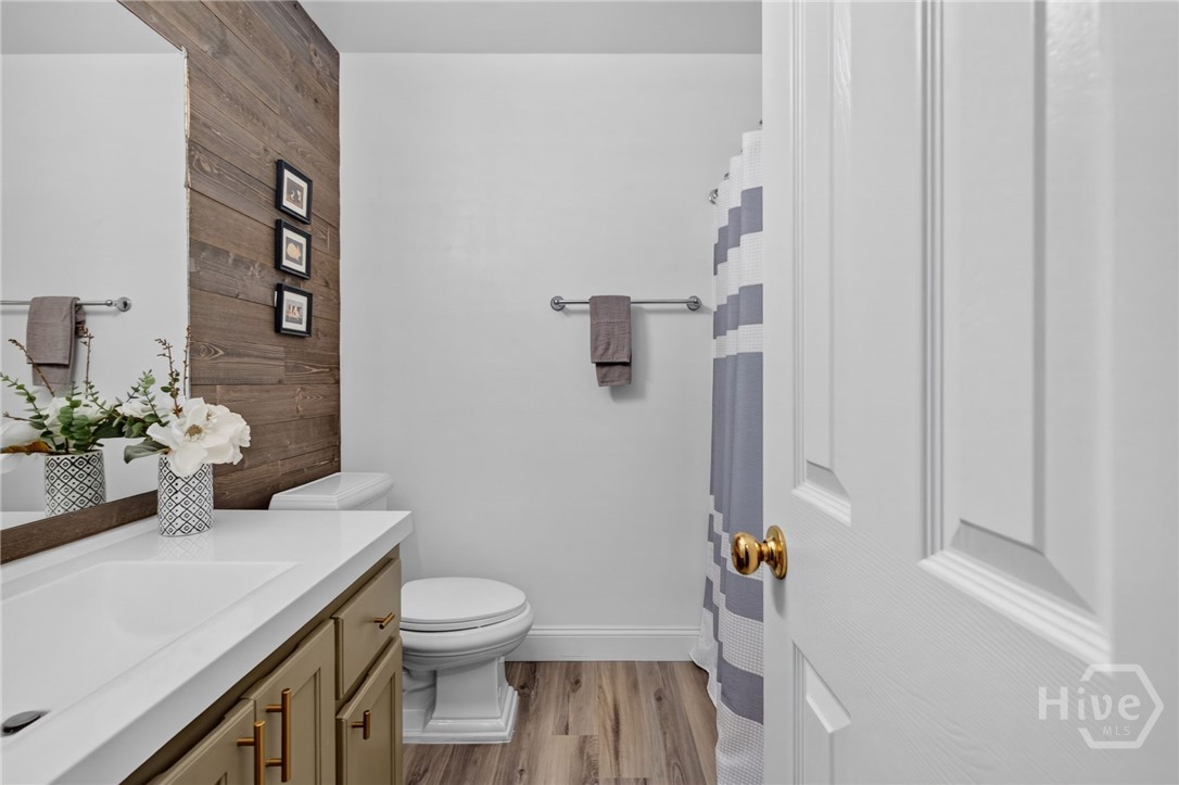 211 Longleaf Circle