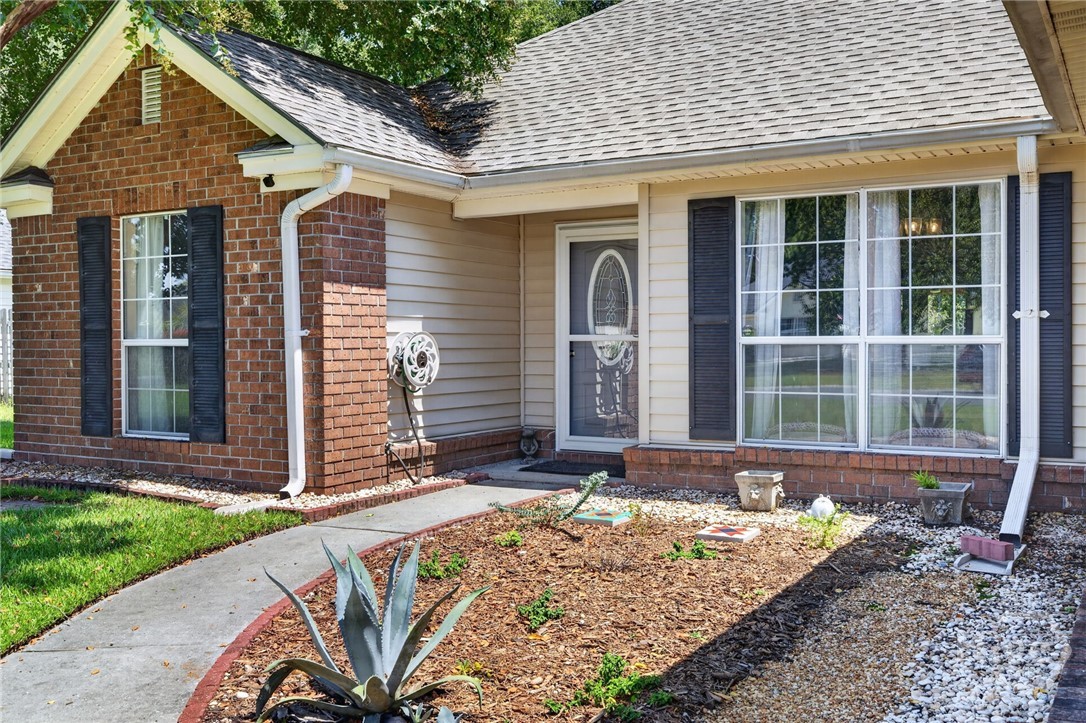 211 Longleaf Circle