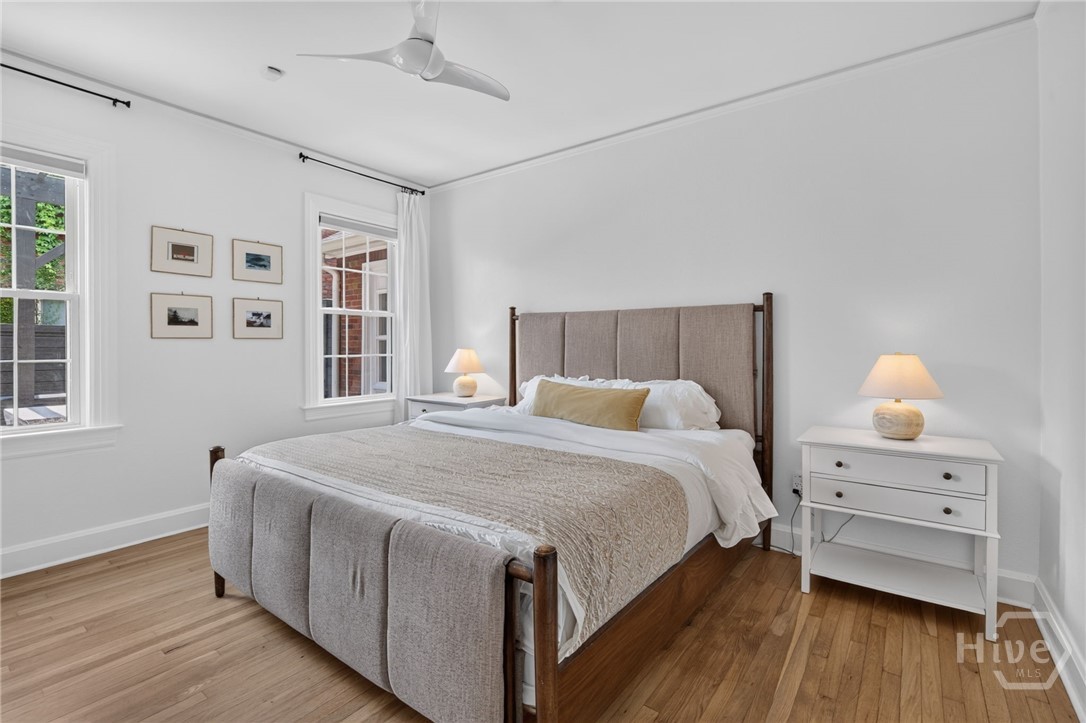 702 E 52nd Street