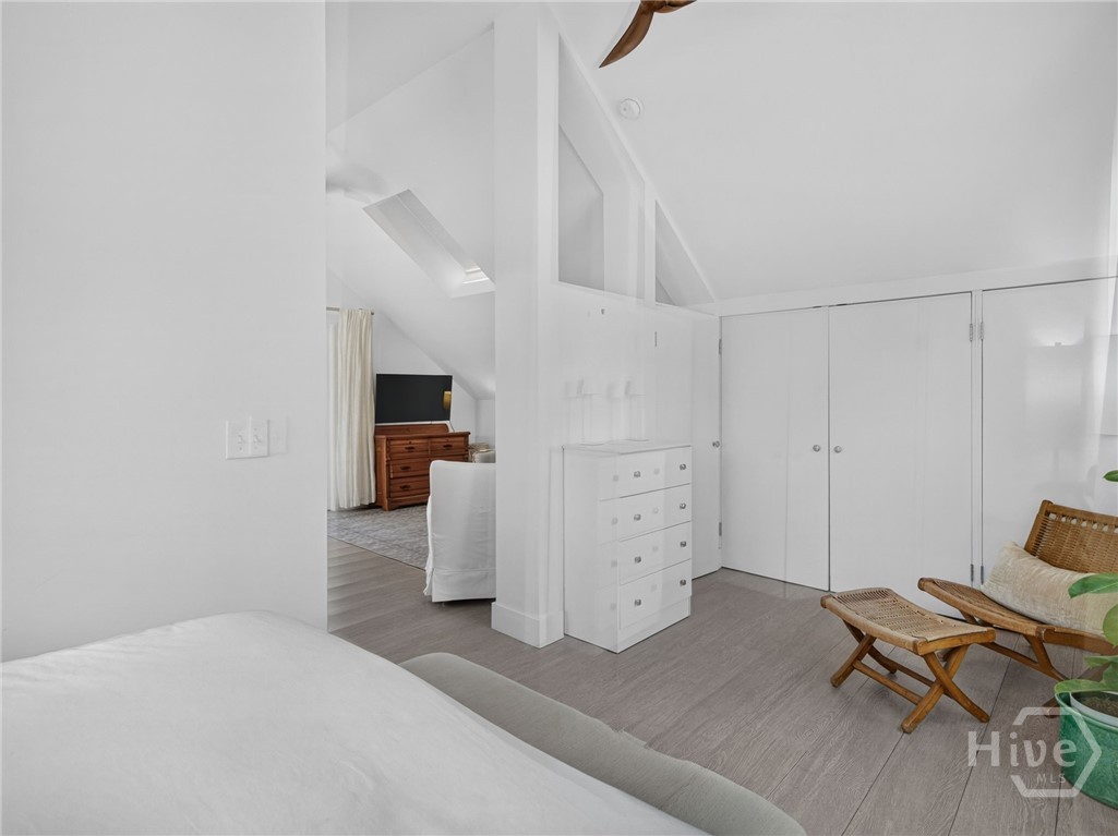 702 E 52nd Street