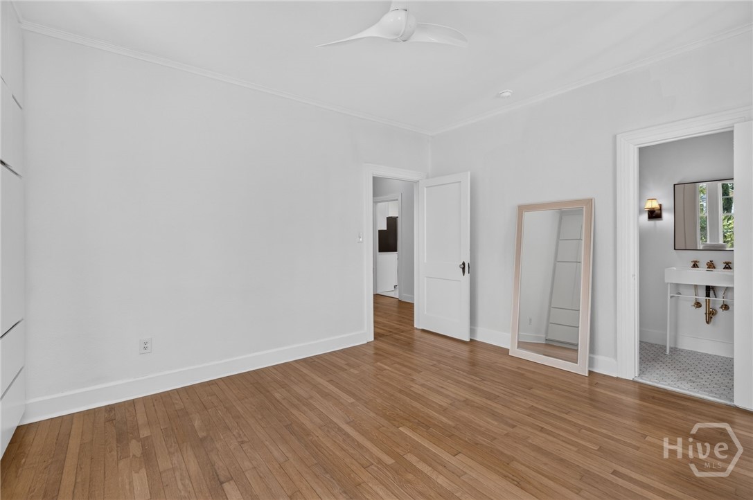 702 E 52nd Street