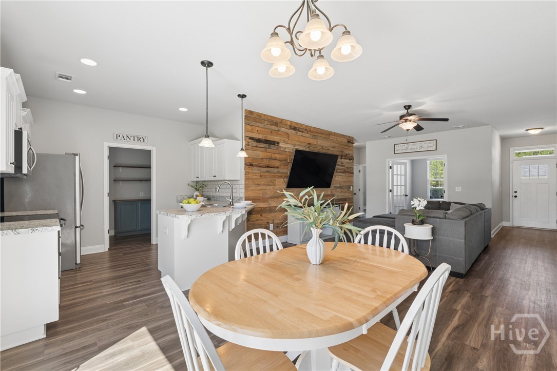 185 Willow Drive