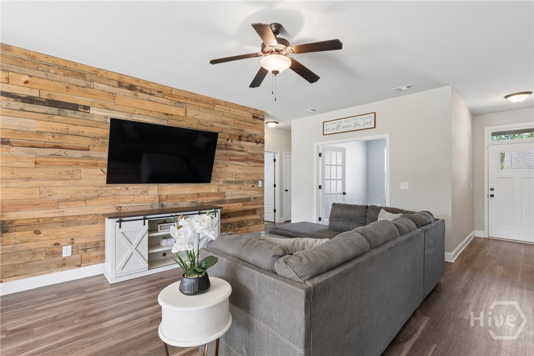 185 Willow Drive