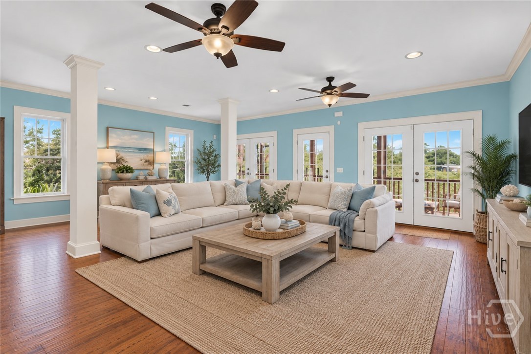6 River Oak Lane