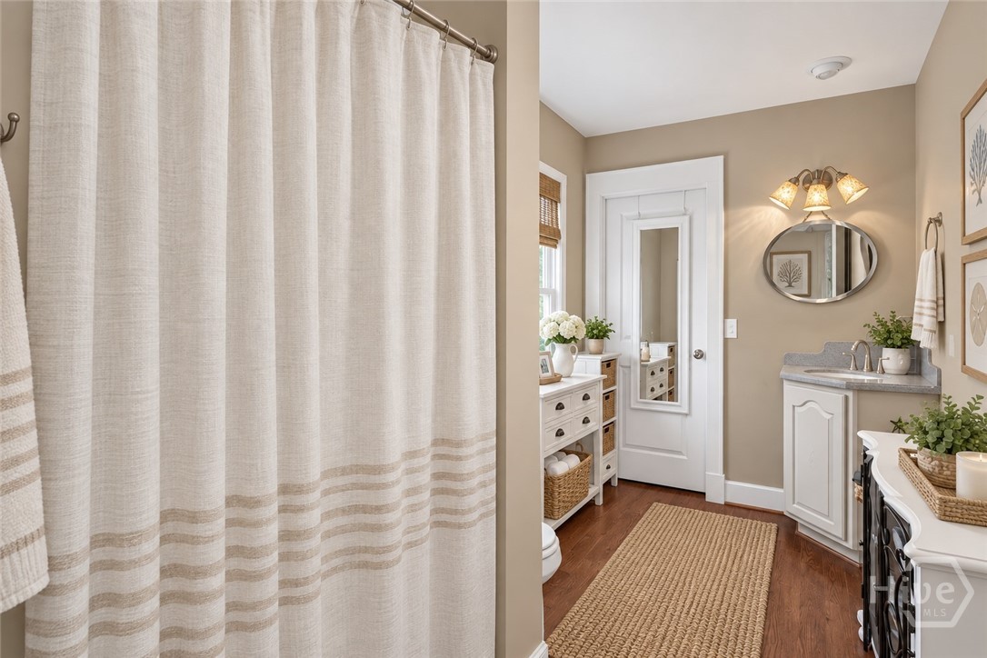 6 River Oak Lane