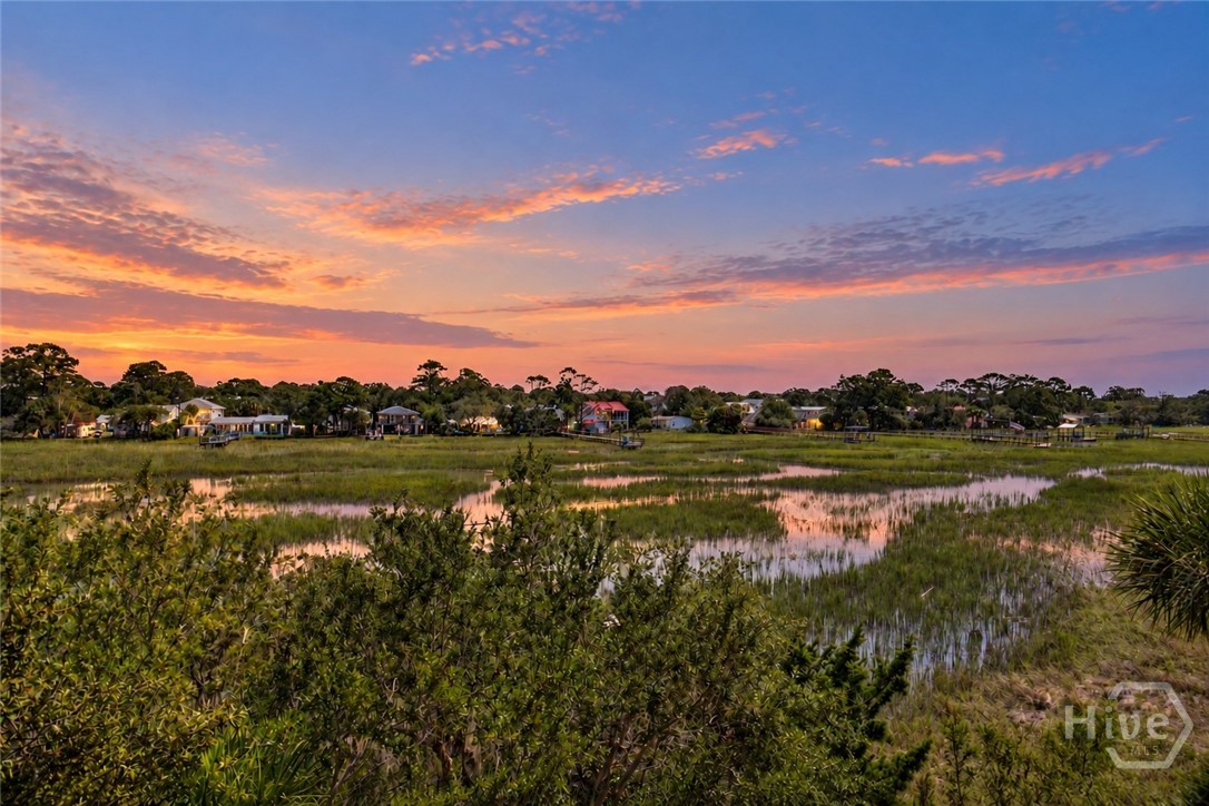 6 River Oak Lane