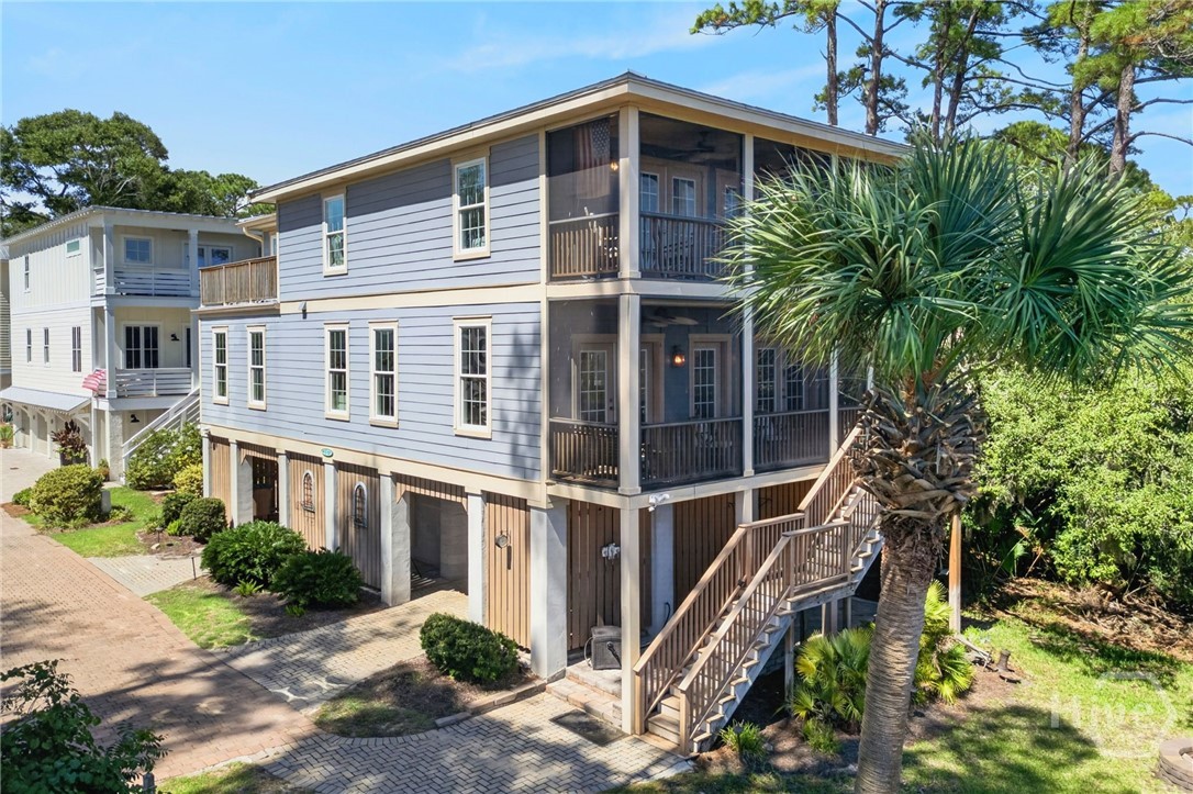 6 River Oak Lane