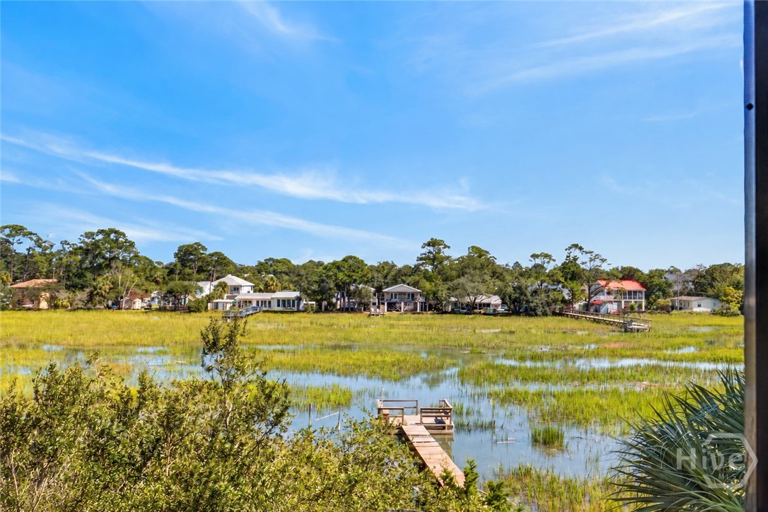 6 River Oak Lane