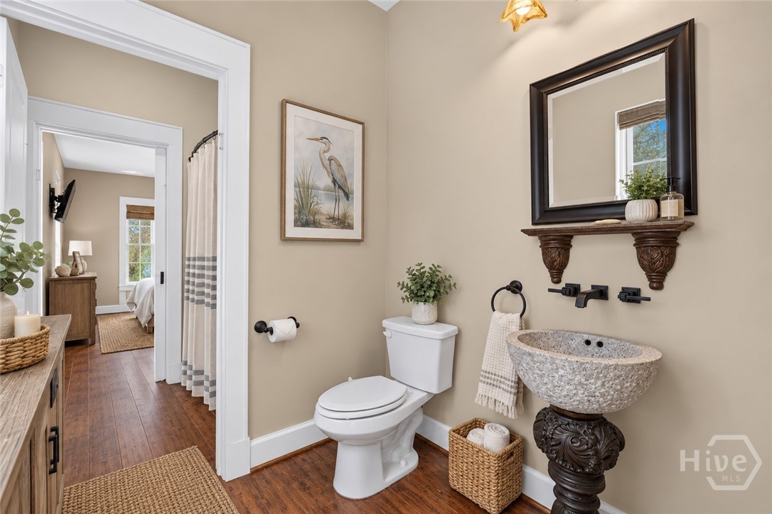 6 River Oak Lane