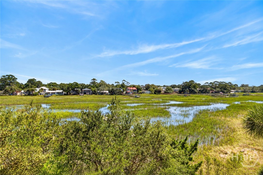 6 River Oak Lane