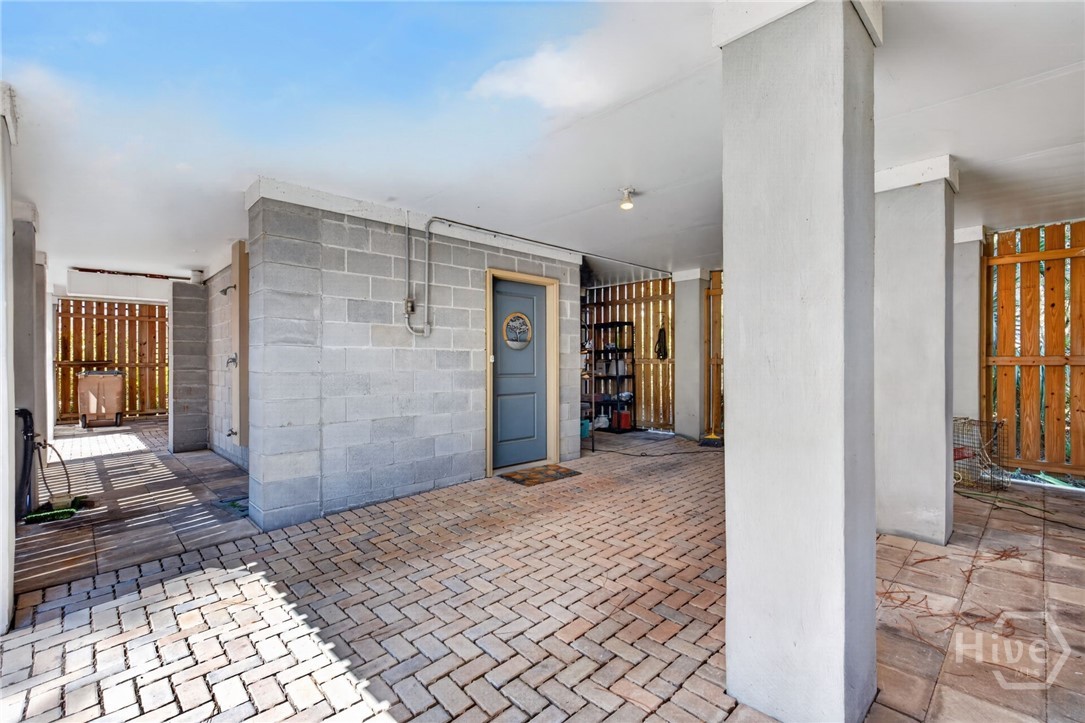6 River Oak Lane