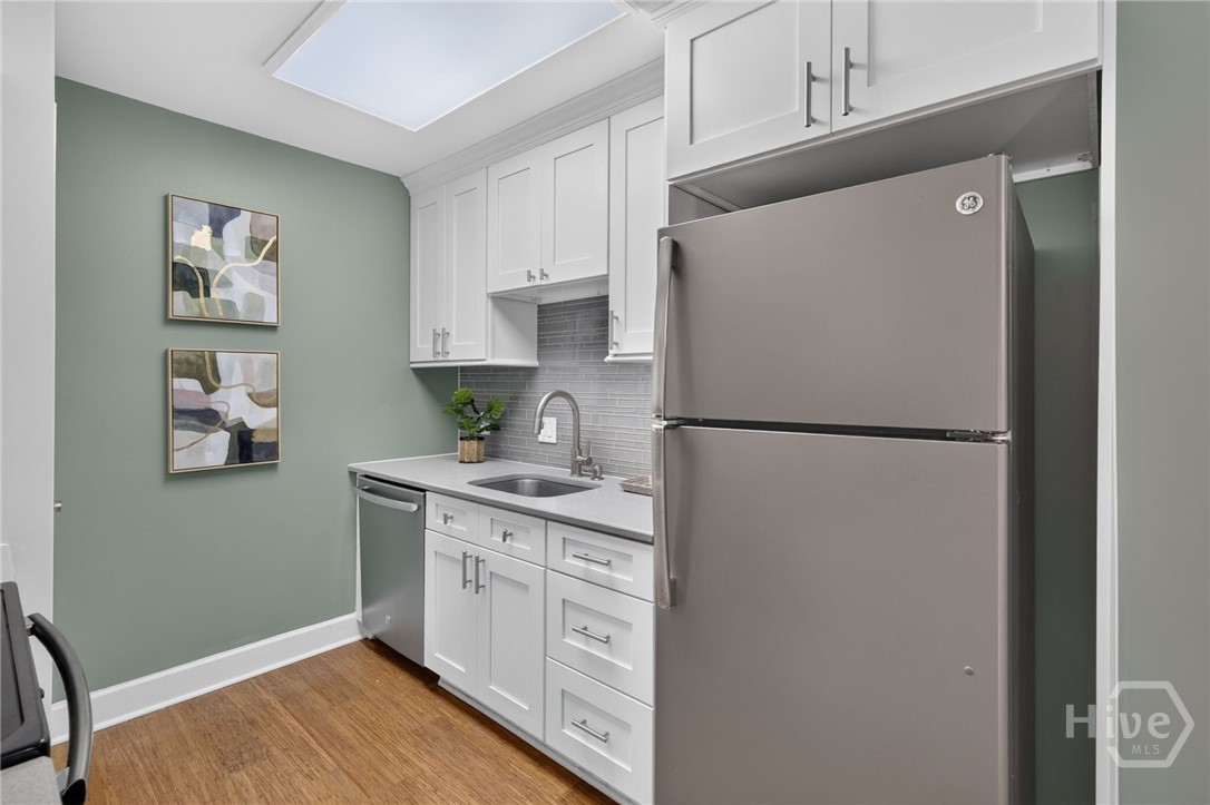 401 N Cromwell Road L 8
